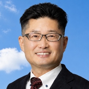 中村 かずひと